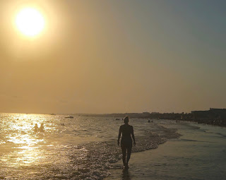 Zonsondergang op vakantie tijdens knierevalidatie
